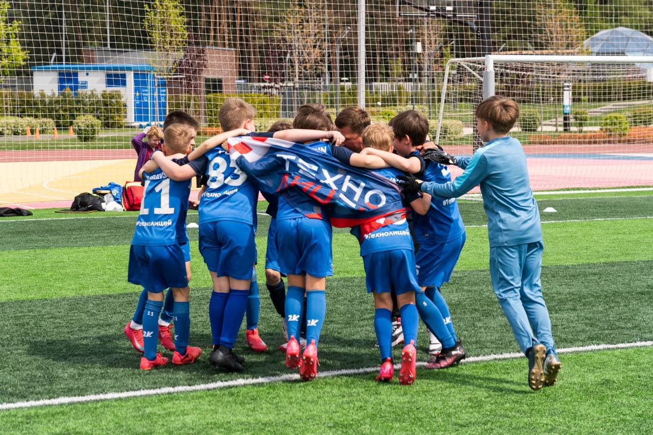 Школа футбола "Основа"